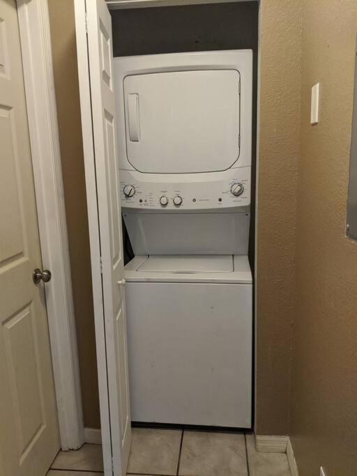 Snowbirds Escape / Vacation Gateway #A Apartment Englewood Bagian luar foto