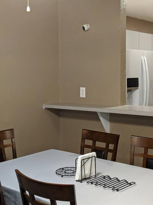 Snowbirds Escape / Vacation Gateway #A Apartment Englewood Bagian luar foto